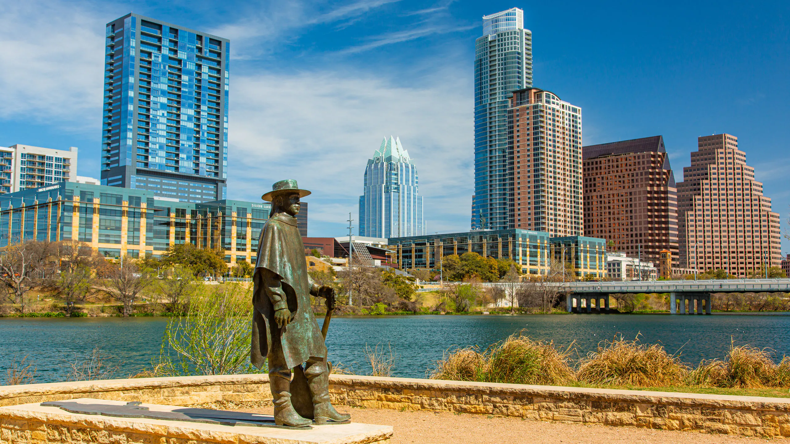 Texas climate paint maintenance Austin - Professional painting longevity